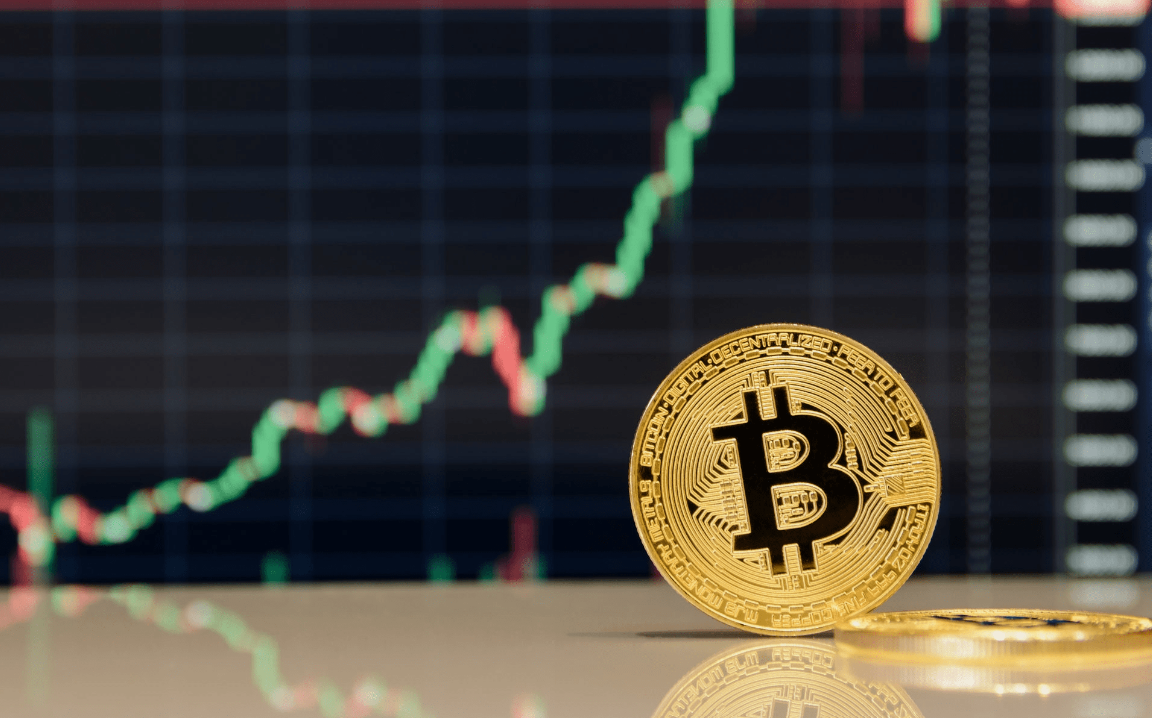 How to Track Crypto Price Movements for Better Investments